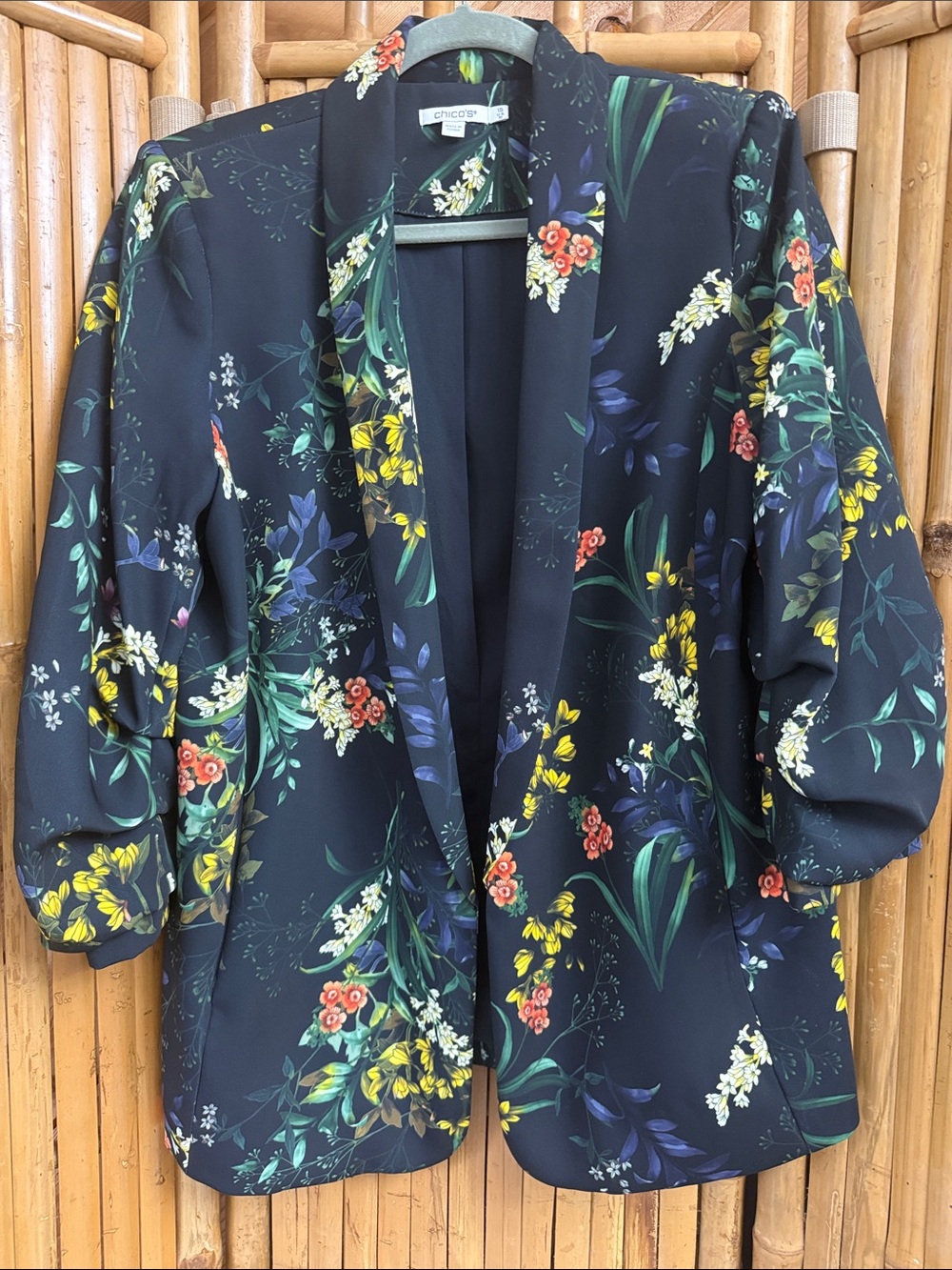 Chico's Navy Floral Open Blazer with Botanical Print Size 1.5 US 10